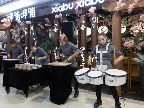 在转型中突围，呷浦呷浦由“快”转“轻”