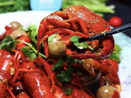 小龙虾货源紧张、价格攀升？