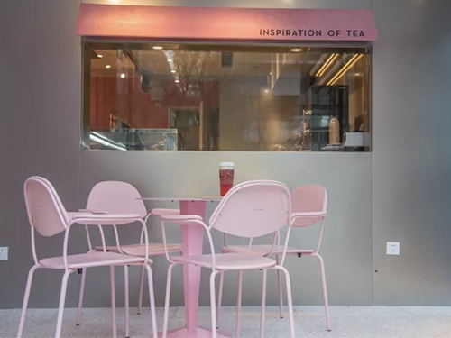 粉粉嫩的喜茶来了，你想来打卡吗？