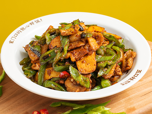 五口灶·下饭小炒,深圳餐饮空间设计,性价比餐饮店设计,深圳餐饮连锁品牌vi设计 五口灶·下饭小炒,深圳餐饮空间设计,性价比餐饮店设计,深圳餐饮连锁品牌vi设计